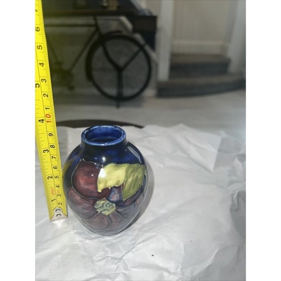 Moorcroft art pottery vase with flowers - marked​​​​ - Picture 9 of 12